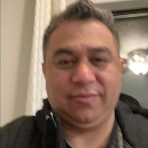 Meet your Posher, Cesar